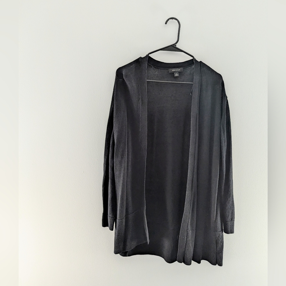 Ann Taylor Black Linen Blend Long Cardigan Medium Lightweight Boyfriend Fit